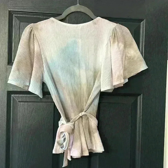 Cotton Candy Top - Picture 2 of 2